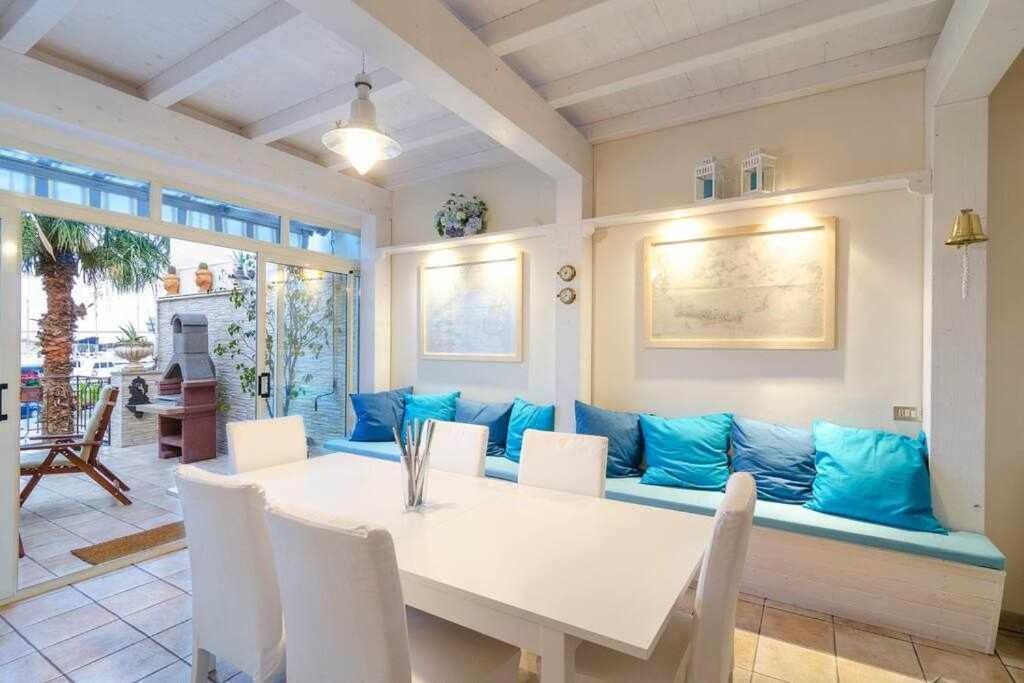 Casa Delle Zammare Fronte Mare Centro Storico Villa Riposto Eksteriør billede