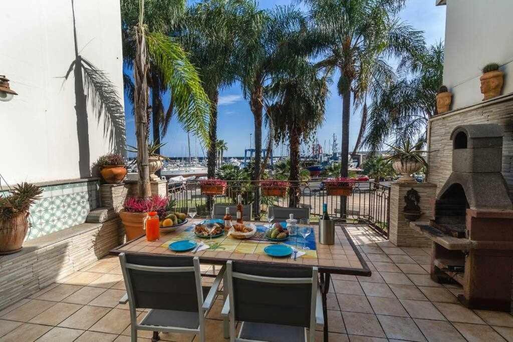 Casa Delle Zammare Fronte Mare Centro Storico Villa Riposto Eksteriør billede