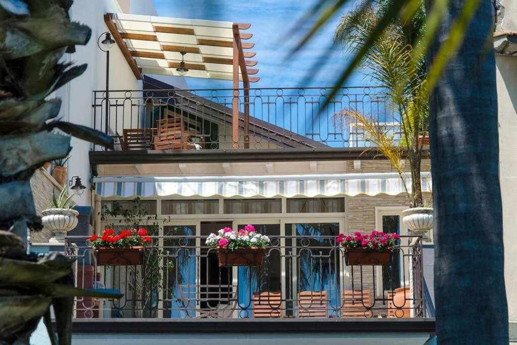 Casa Delle Zammare Fronte Mare Centro Storico Villa Riposto Eksteriør billede